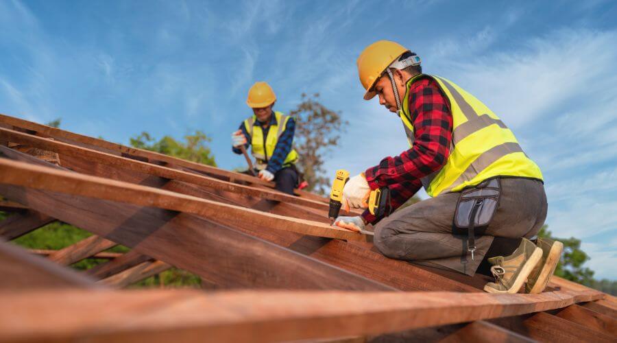 Professional Flat Roofing Installation services in Valley City, OH